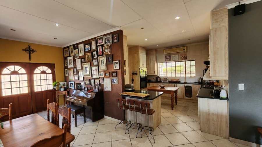 4 Bedroom Property for Sale in Rustenburg North West
